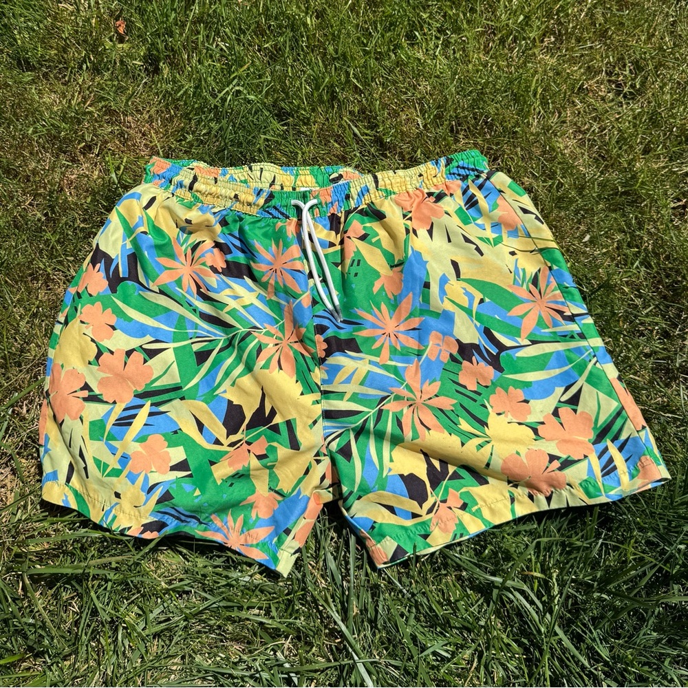 Men’s Swim Trunks (5.5” Inseam) Summer Swimsuit Swim Shorts (Size XL)